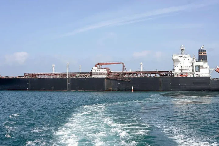Hormuz Strait deals